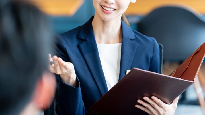スーツ 女性