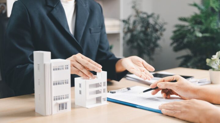 マンション購入の流れは基本の8ステップを押さえる！新築・中古の違いも解説